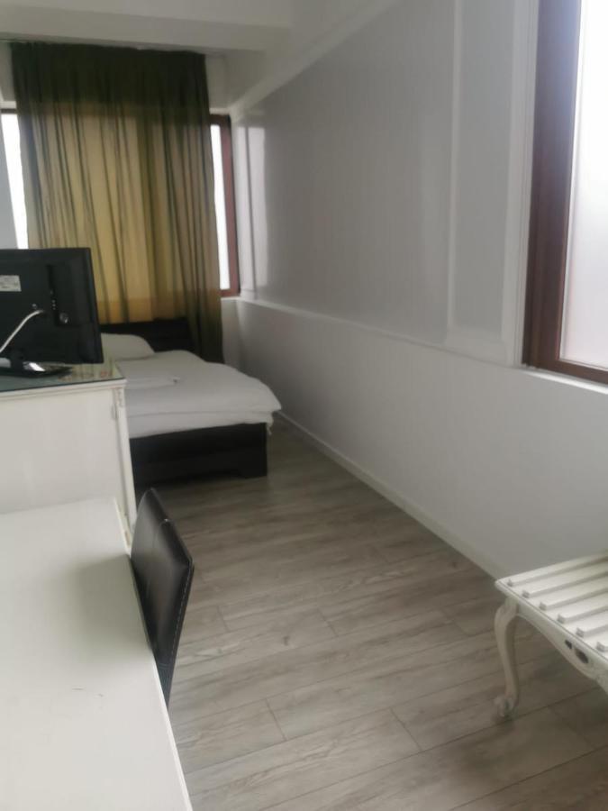 Nevis Fundeni Otel Bükreş Dış mekan fotoğraf