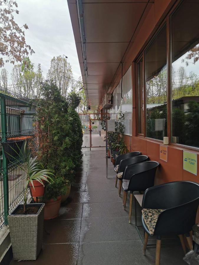 Nevis Fundeni Otel Bükreş Dış mekan fotoğraf