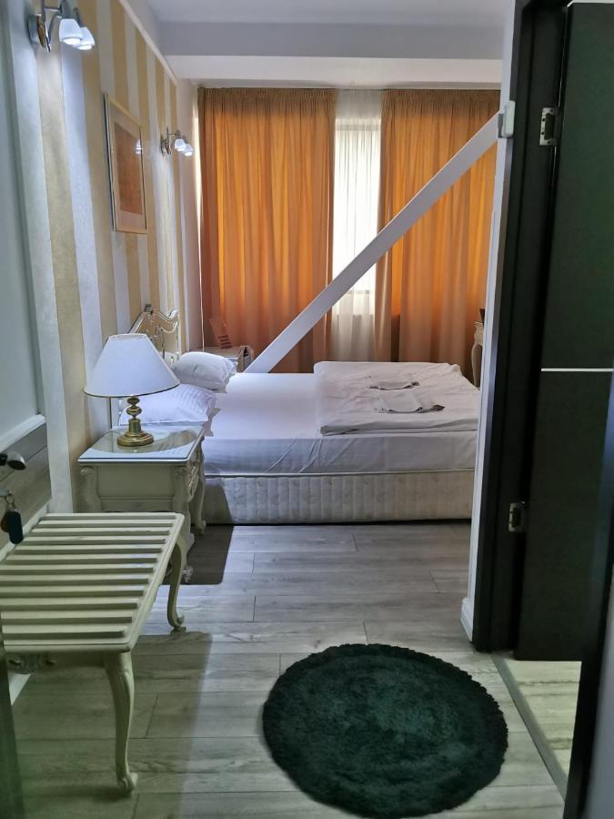 Nevis Fundeni Otel Bükreş Dış mekan fotoğraf